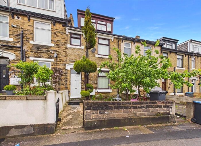 5 Bedroom Terraced House For Sale In Princeville Street, Bradford, West Yorkshire, BD7