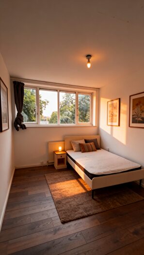 5 Bedroom Terraced House To Rent In Tiptree Crescent, Ilford, IG5
