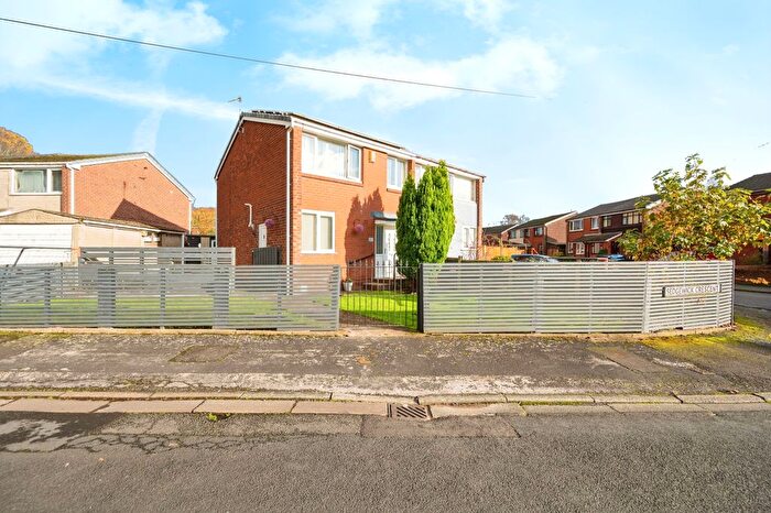 3 Bedroom Semi-Detached House For Sale In Sedgewick Crescent, Burtonwood, Warrington, Cheshire, WA5