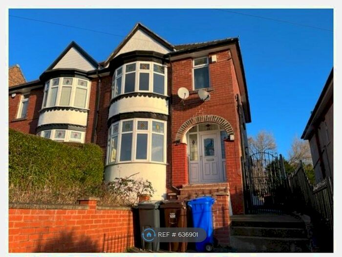3 Bedroom Semi-Detached House To Rent In Shirecliffe Lane, Sheffield, S3