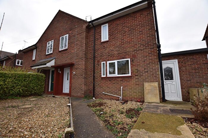 3 Bedroom Semi Detached House To Rent In Sycamore Avenue, Dogsthorpe, Peterborough, PE1