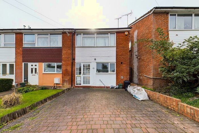 3 Bedroom End Of Terrace House To Rent In Chamberlain Lane, Pinner, HA5