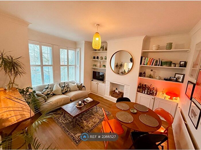 2 Bedroom Maisonette To Rent In Church Road, London, E10