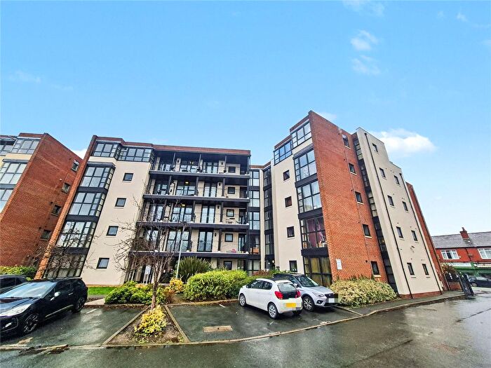 2 Bedroom Flat For Sale In Copper Place, Manchester, M14