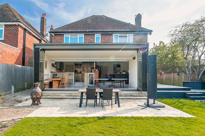 5 Bedroom Detached House To Rent In Parkgate, London, SE3