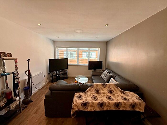 2 Bedroom Apartment To Rent In The Mint, Mint Drive, Jewellery Quarter, Birmingham, B18