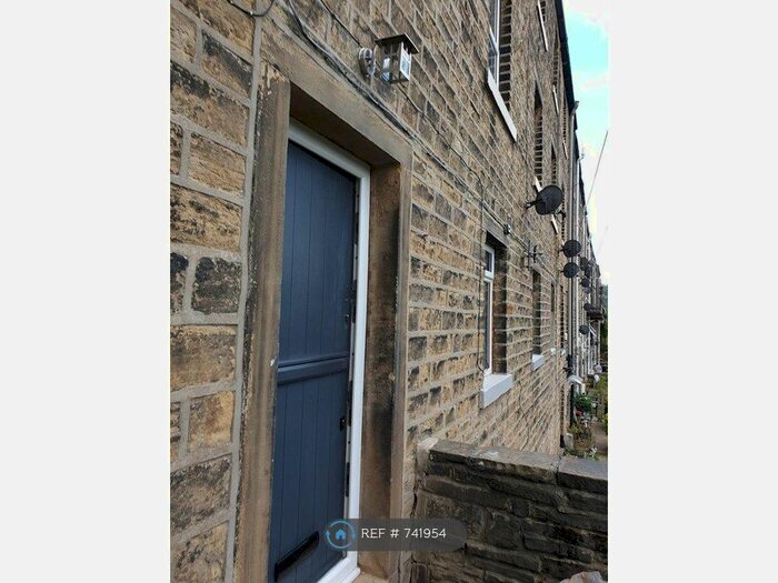 2 Bedroom Terraced House To Rent In Summerland Terrace, Sowerby Bridge, HX6