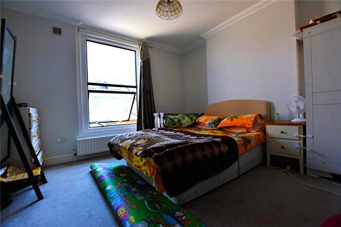 1 Bedroom Apartment To Rent In Brigstock Road, Thornton Heath, CR7