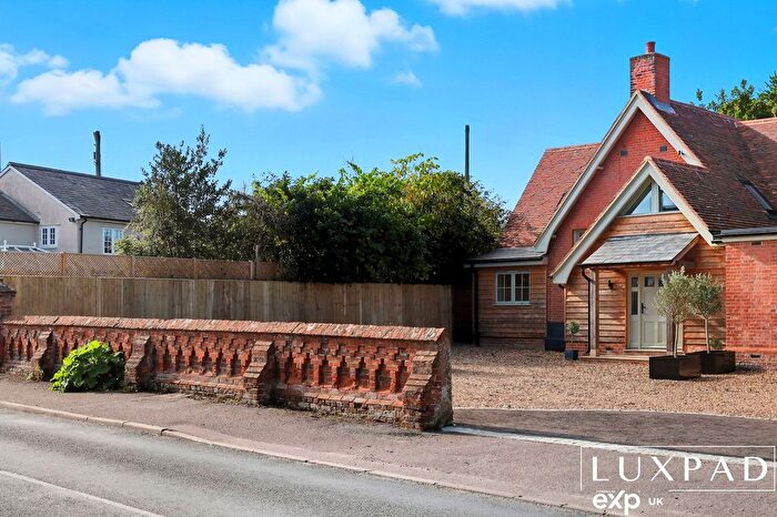 3 Bedroom Semi-Detached House For Sale In School Lodge, Raydon, Ipswich, IP7