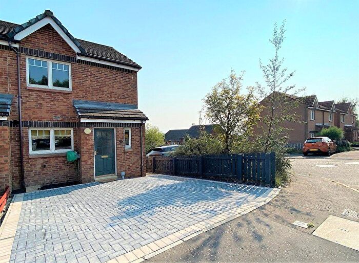 2 Bedroom Semi-Detached House To Rent In Colliston Road, Dunfermline, KY12