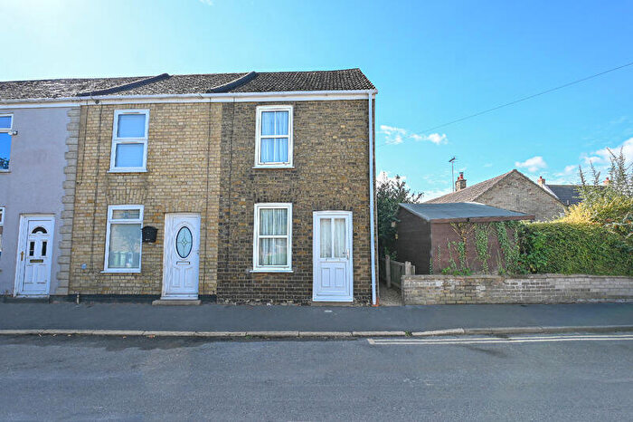 2 Bedroom End Of Terrace House For Sale In Gracious Street, Whittlesey, Cambs, PE7