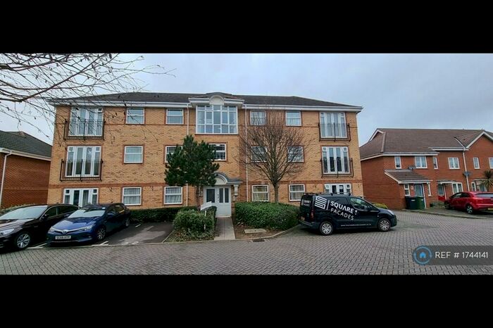 2 Bedroom Flat To Rent In Drum Road, Eastleigh, SO50