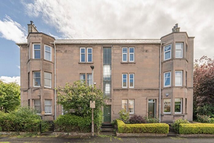 2 Bedroom Flat To Rent In Comely Bank Grove, Comely Bank, Edinburgh, EH4