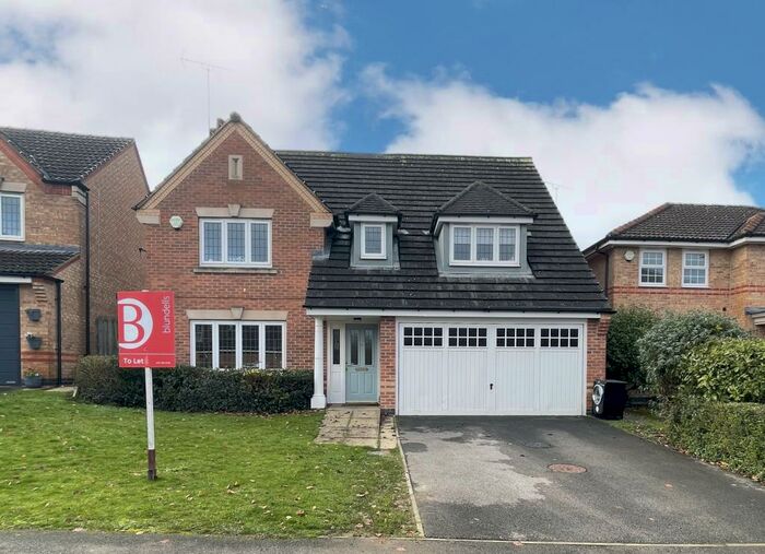4 Bedroom Detached House To Rent In Oxclose Park Gardens, Halfway, Sheffield, S20