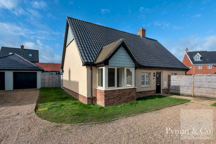 4 Bedroom Chalet To Rent In The Meadows, Kenninghall, NR16