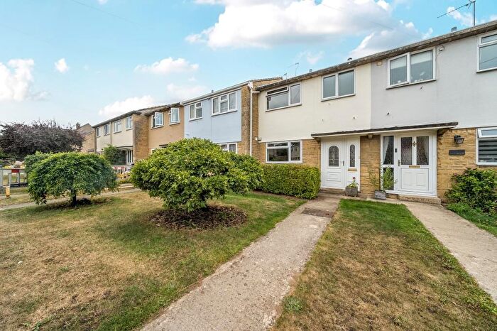2 Bedroom Terraced House For Sale In Kidlington, Bletchingdon, OX5