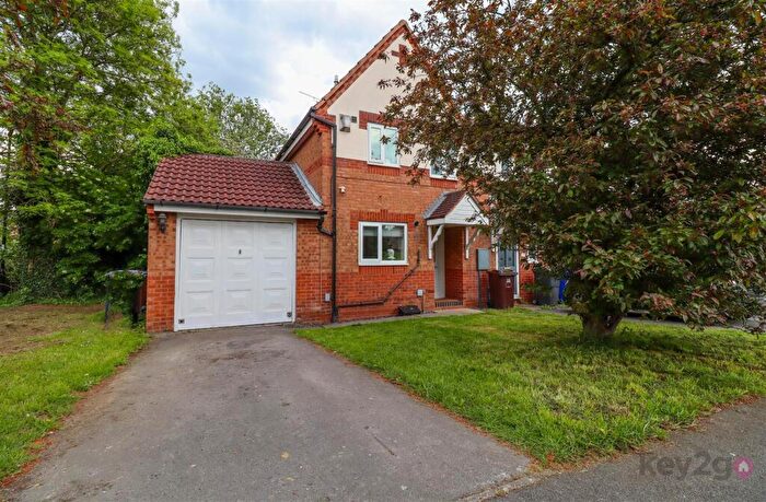 2 Bedroom Semi-Detached House To Rent In Deepwell Avenue, Halfway, S20