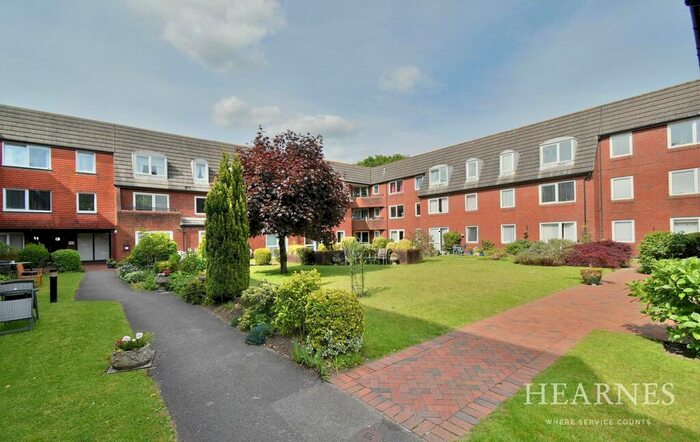 1 Bedroom Retirement Property For Sale In Ringwood Road, Ferndown, BH22
