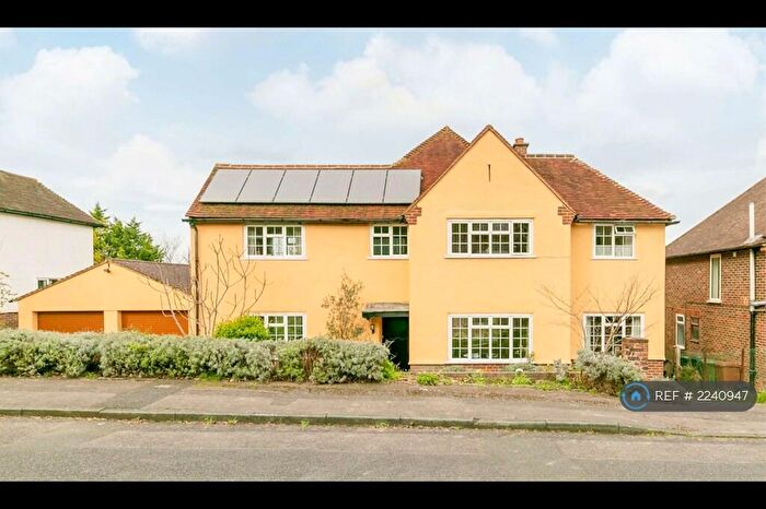 5 Bedroom Detached House To Rent In High View Road, Guildford, GU2