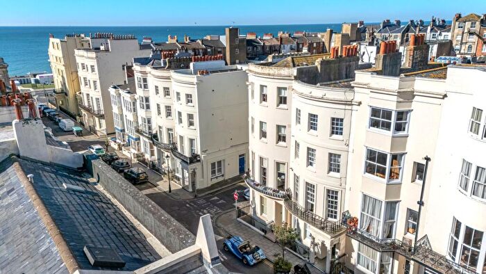 3 Bedroom Maisonette For Sale In Waterloo Street, Hove, BN3