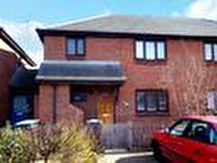 1 Bedroom Flat To Rent In Third Avenue, London, E12