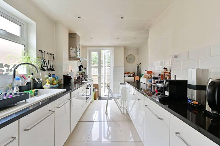 4 Bedroom Terraced House To Rent In Salisbury Road, Wimbledon, London, SW19