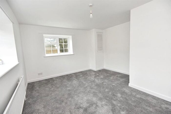 2 Bedroom Cottage For Sale In Church Street, Henstridge, Somerset, BA8