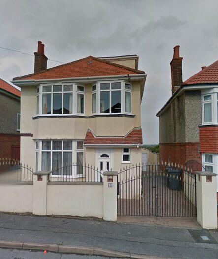 5 Bedroom House To Rent In Lystra Road, Moordown, BH9