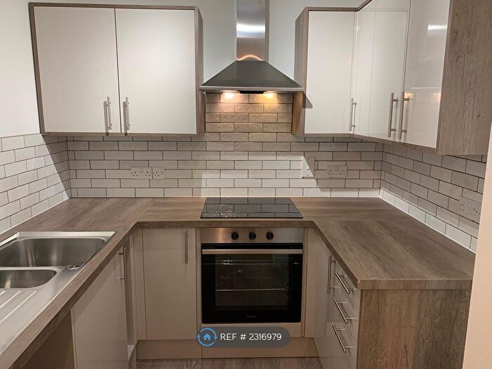 1 Bedroom Flat To Rent In Brabant Way, Westbury, BA13