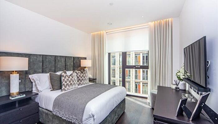 2 Bedroom Apartment To Rent In Thornes House, Nine Elms, London, SW11