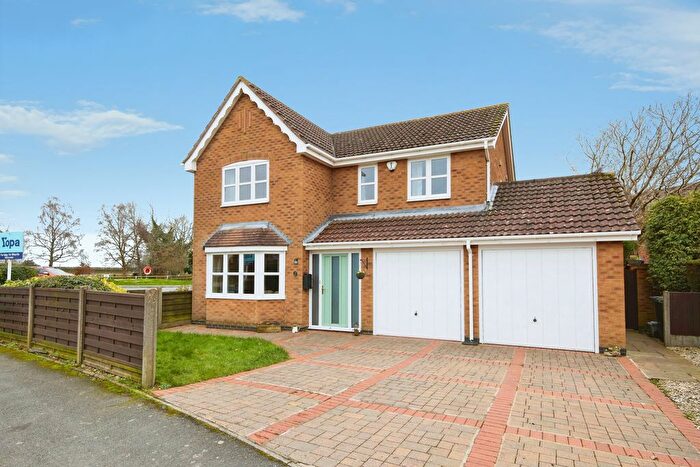 4 Bedroom Detached House For Sale In Didcott Way, Swadlincote, DE12