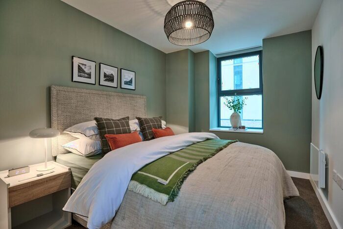 2 Bedroom Apartment To Rent In The Silver Yard, Birmingham Birmingham, B4