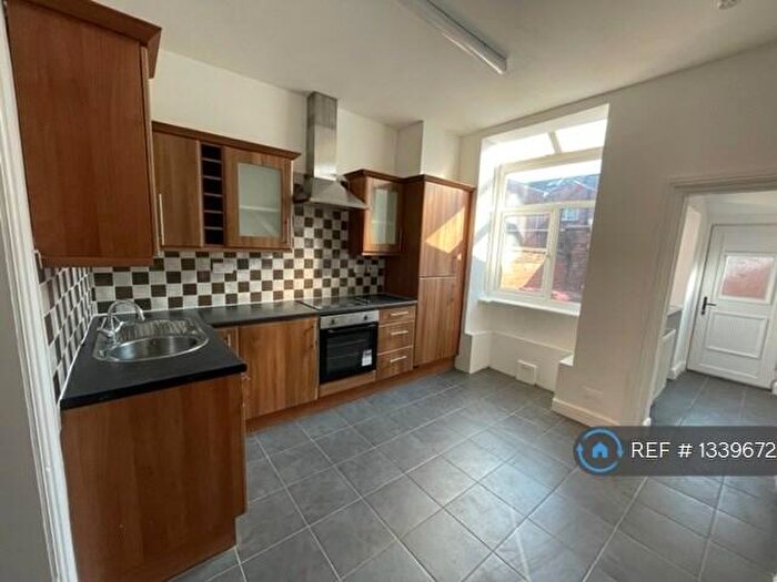 2 Bedroom Terraced House To Rent In Thorne Street, Farnworth, Bolton, BL4