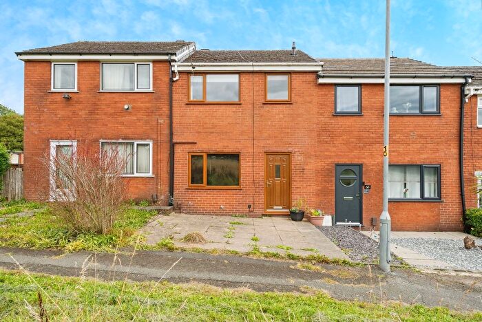 3 Bedroom Mews For Sale In Lower Southfield, Westhoughton, Bolton, Greater Manchester, BL5