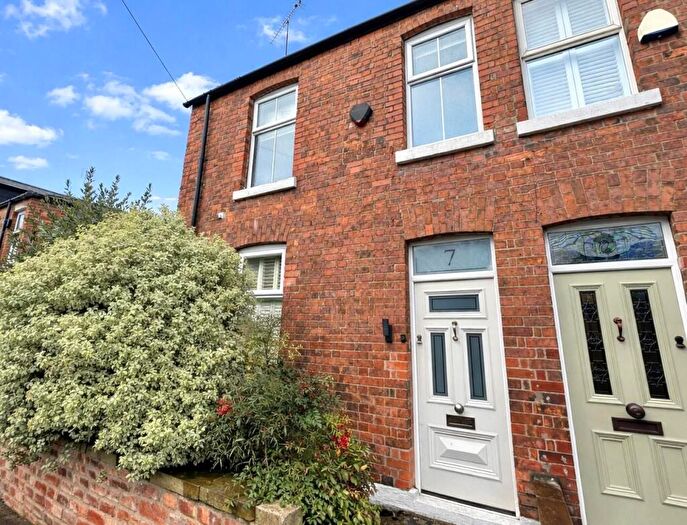 3 Bedroom Semi Detached House For Sale In Davenfield Road, Didsbury Village, M20