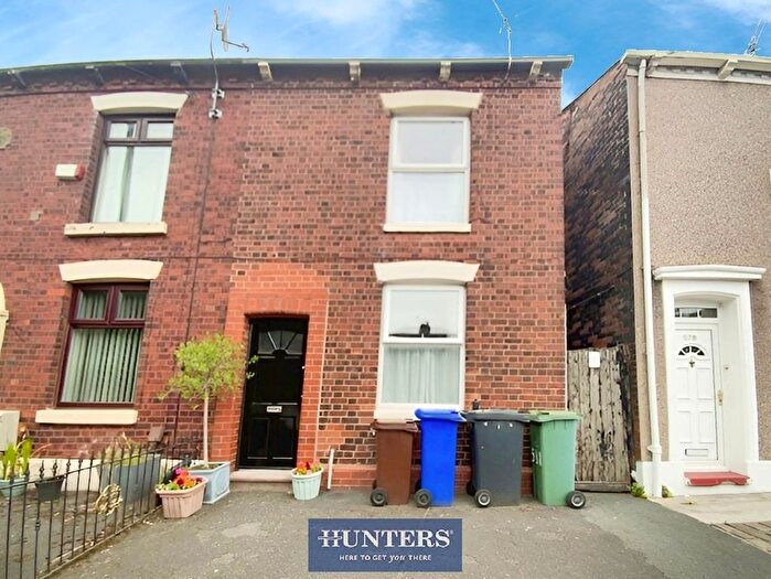 2 Bedroom Terraced House For Sale In Oldham Road, Ashton-Under-Lyne, OL7