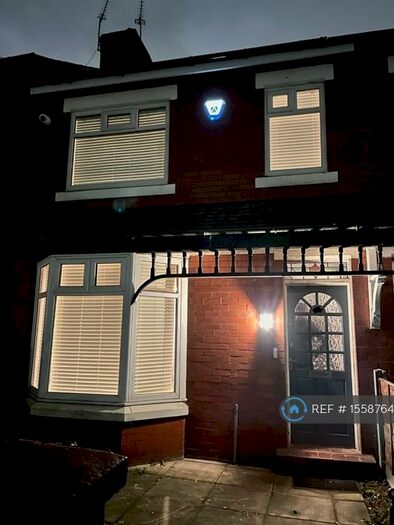 3 Bedroom Terraced House To Rent In Cholmondeley Road, Salford, M6