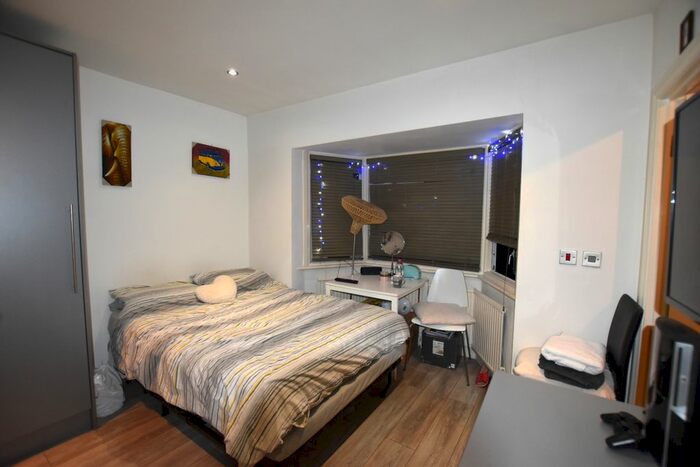 Studio To Rent In Birkbeck Road, London, W3