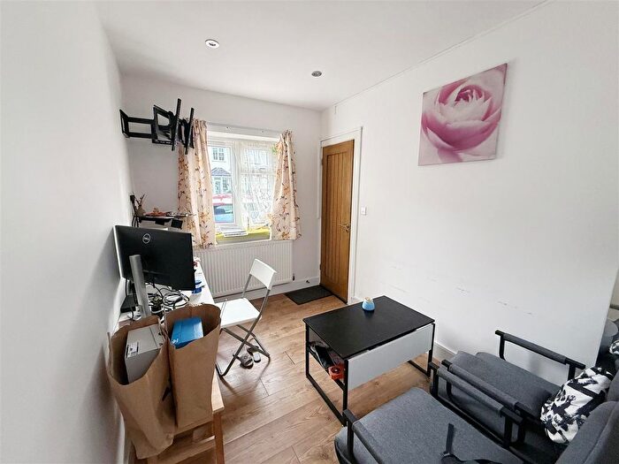 1 Bedroom Property To Rent In Northumberland Road, Harrow, HA2