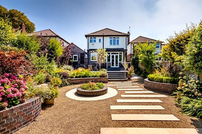 3 Bedroom Detached House For Sale In Cedar Park, Bristol, BS9