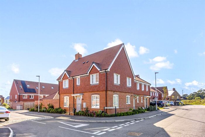 3 Bedroom House For Sale In Impatiens Place, BN13