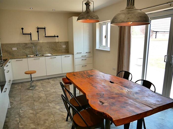 3 Bedroom Detached House For Sale In Cherhill Way, Quemerford, Calne, SN11