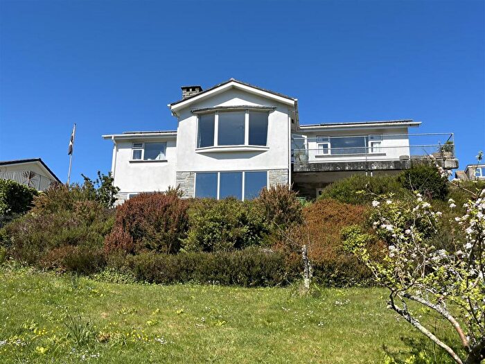 4 Bedroom Detached House For Sale In Tower Park, Fowey, PL23