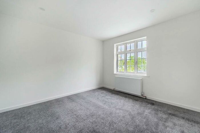 4 Bedroom Terraced House To Rent In Moat Drive, Harrow, HA1