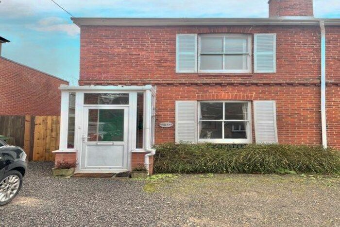 2 Bedroom Semi-Detached House To Rent In Brassey Road, Winchester, SO22