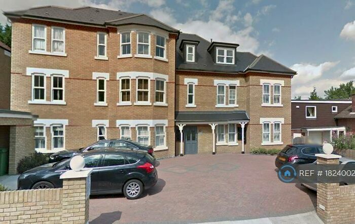 2 Bedroom Flat To Rent In Sylvan Hill, Crystal Palace, SE19
