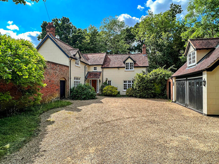 4 Bedroom Detached House To Rent In Woolmers Park, Hertford, SG14