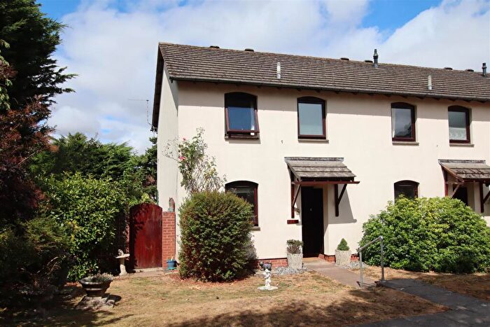 3 Bedroom End Of Terrace House For Sale In Wrefords Lane, Exeter, EX4