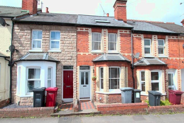 3 Bedroom Terraced House To Rent In Henry Street, Reading, RG1