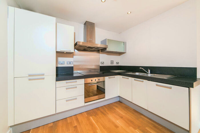 1 Bedroom Apartment To Rent In St. James Wharf, RG1
